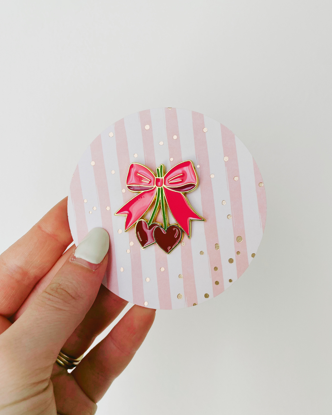 Gentee's pin